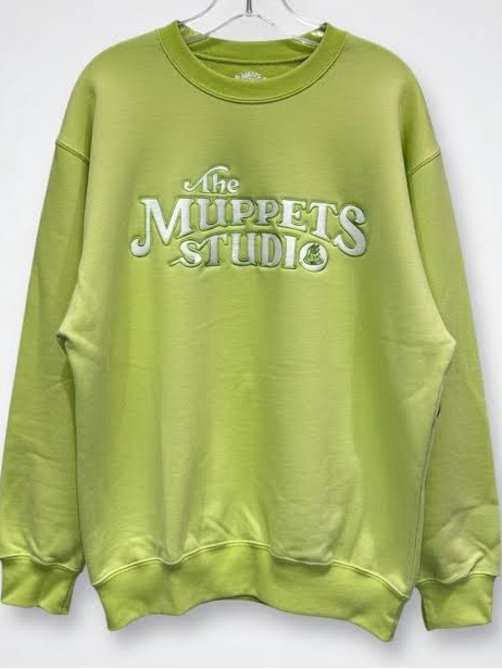 Disney Muppets studios D23 exclusive sweatshirt M NWT Kermit